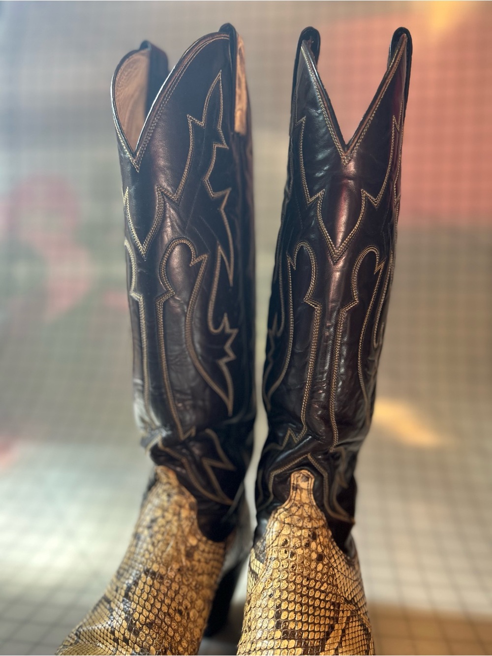 Vintage Dan Post Python Natural Snakeskin Embroidered Brown Cowboy Western Boots